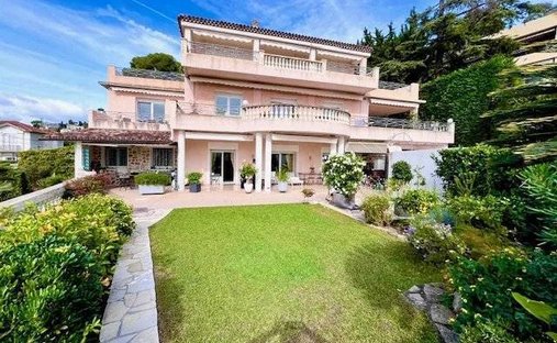 Apartment in Maurice Jeanpierre, Le Cannet, France 1