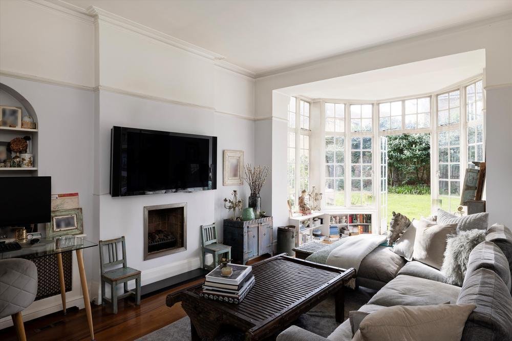 Apartment in Earls Court, Kensington And Chelsea, England 1 - 18596537