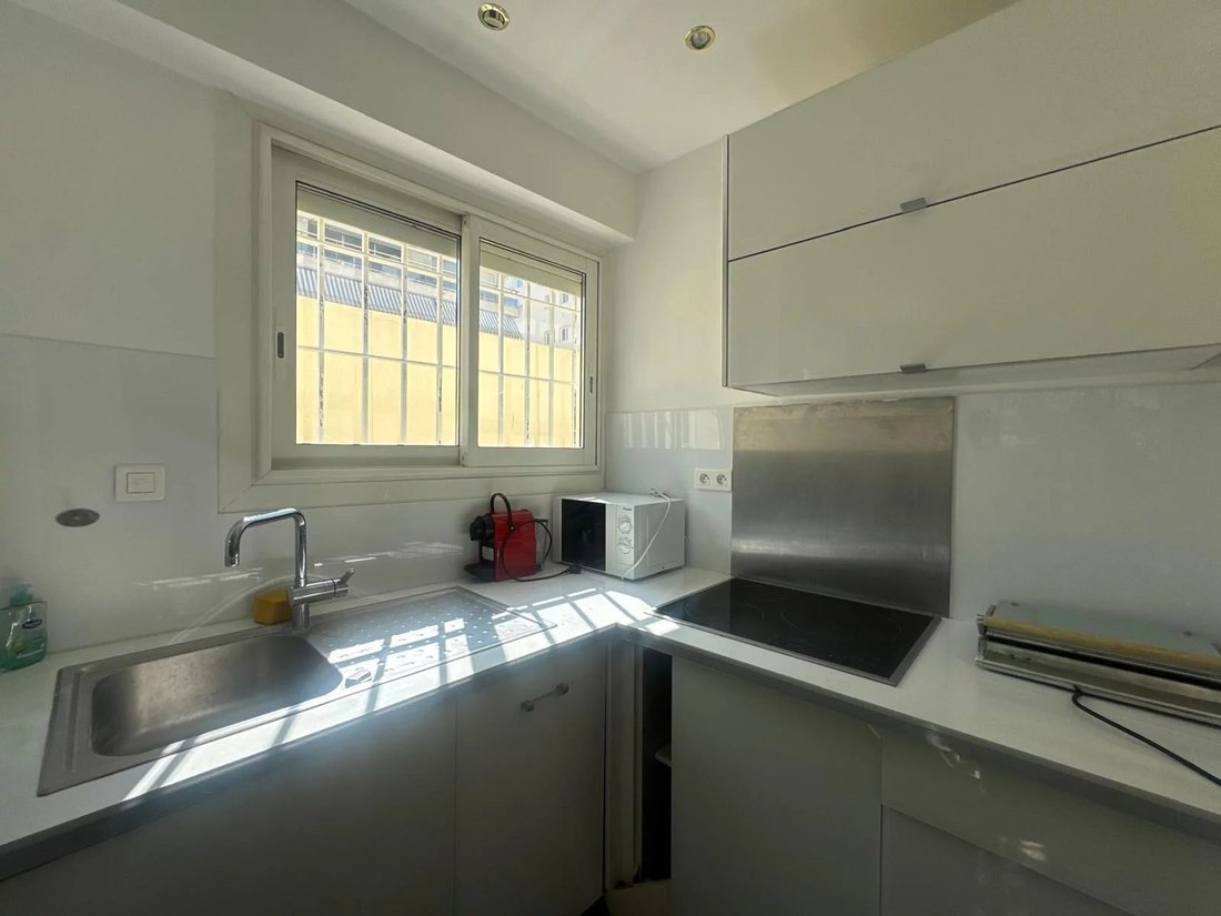 Apartment in La Source, Cannes, France 5 - 18598655
