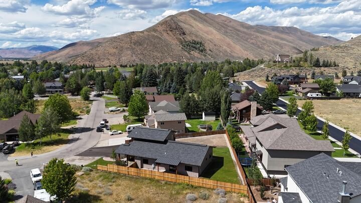 House in Bellevue, Idaho, United States 3 - 18603734