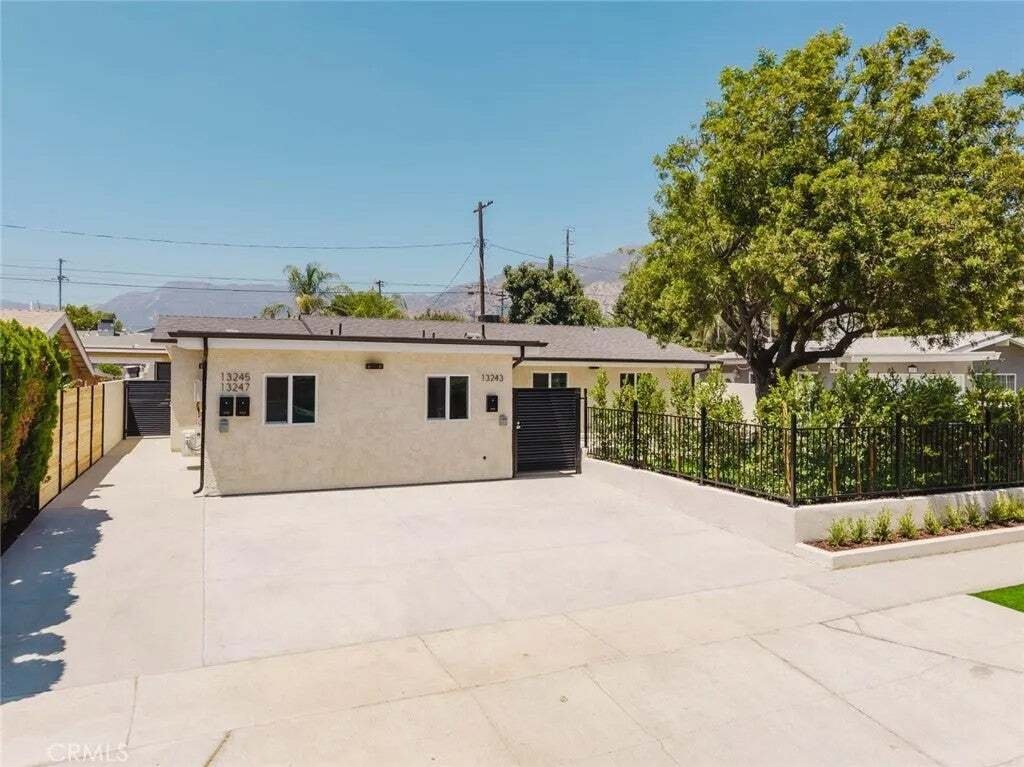 House in Los Angeles, California, United States 1 - 18601971