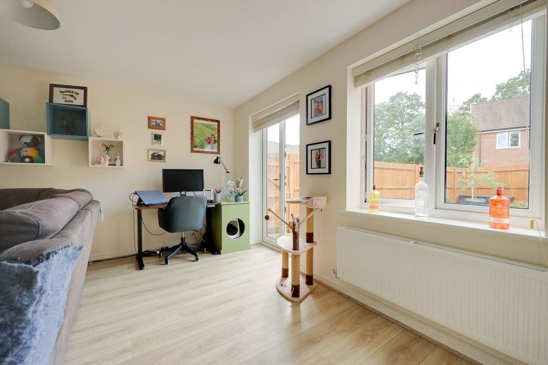 House in Burgess Hill, England 5 - 18598321