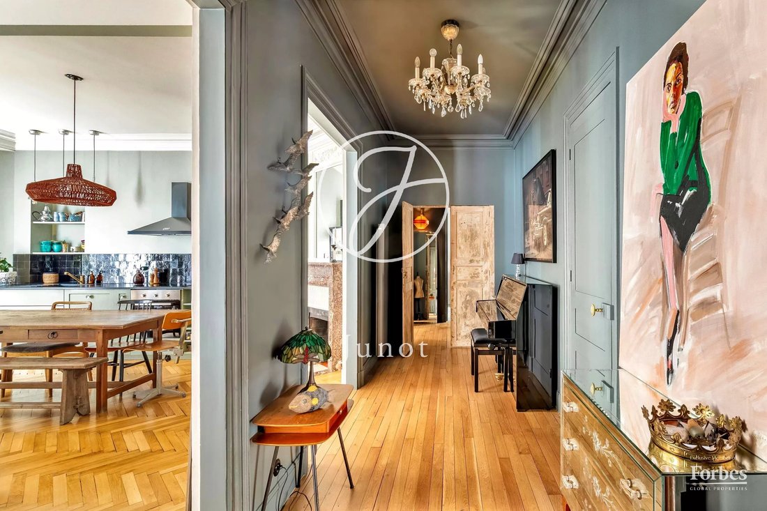 Apartment in Grandes Carrières-Clichy, Paris 18e Arrondissement, Paris 3 - 18602804