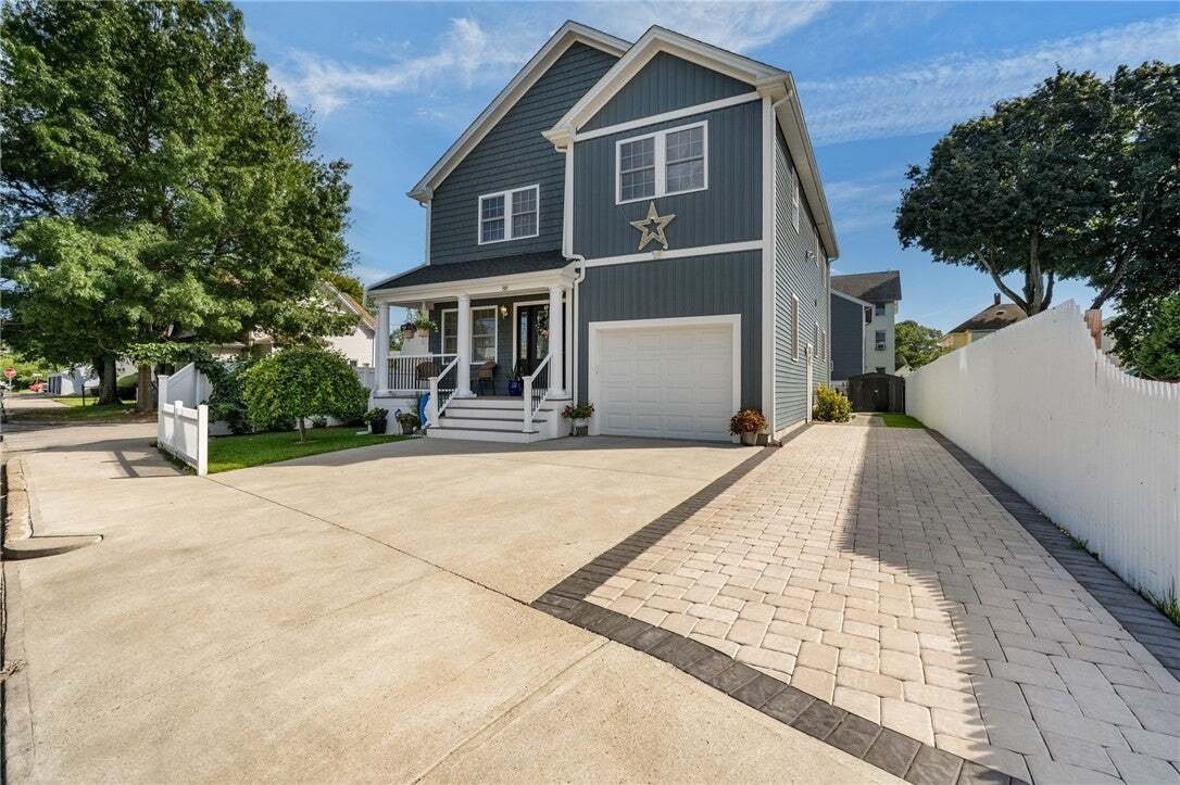 House in Pawtucket, Rhode Island, United States 2 - 18600019