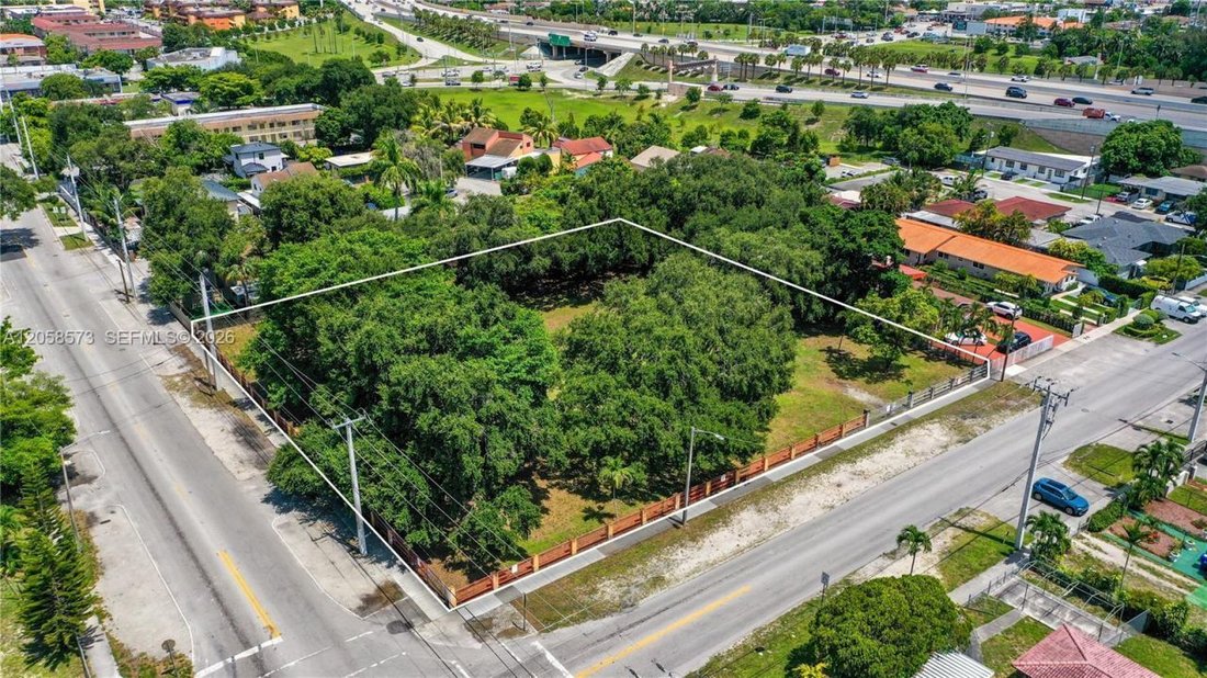 Land in Miami, Florida, United States 5 - 18603810
