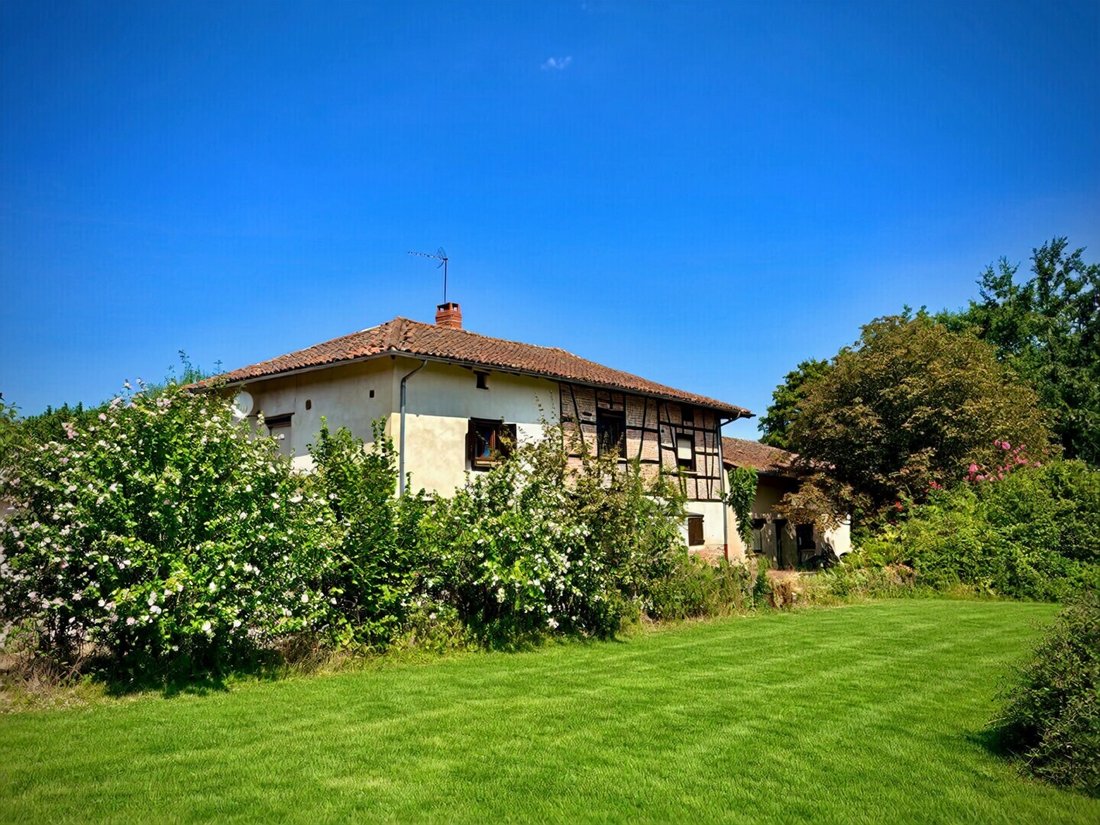 Villa in Saint-Rémy, Auvergne-Rhône-Alpes, France 2 - 18598844