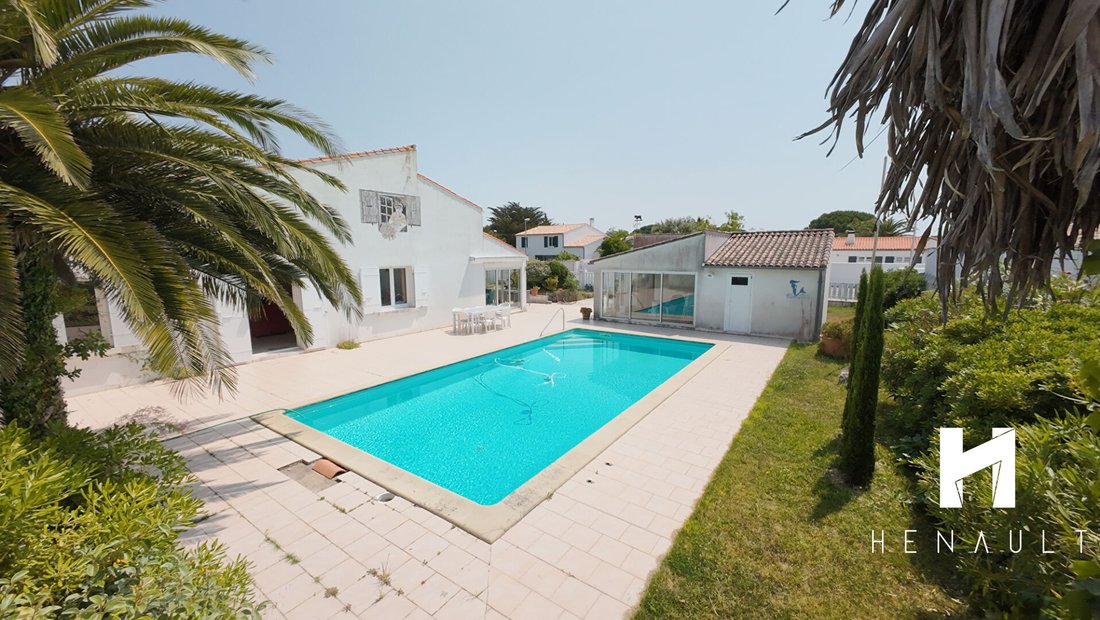 House in La Couarde-sur-Mer, Nouvelle-Aquitaine, France 1 - 18598295