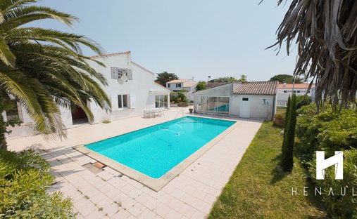 House in La Couarde-sur-Mer, Nouvelle-Aquitaine, France 1