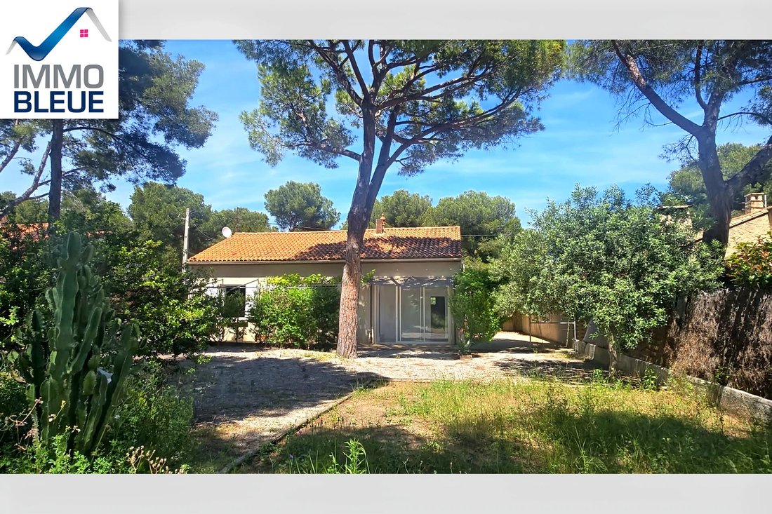 Villa in Plaines Saint Pierre-Saint Julien, Martigues, France 1 - 18598127
