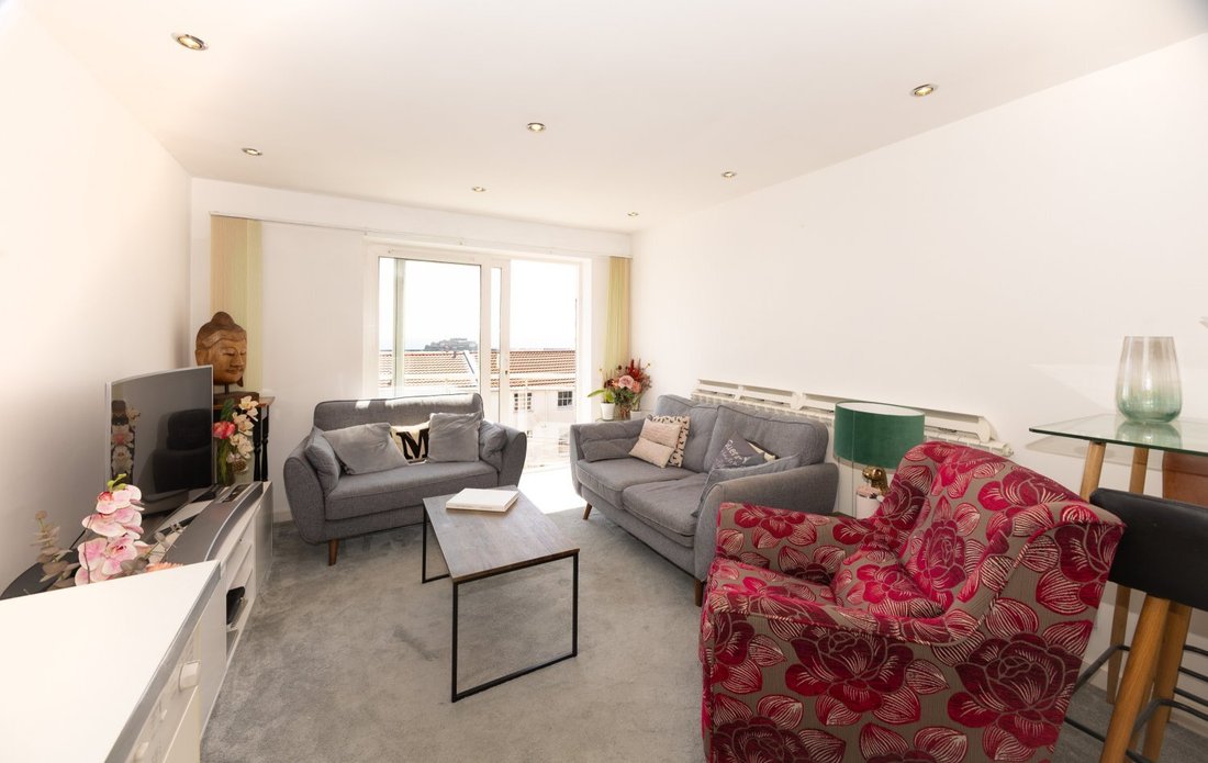 Apartment in England 2 - 17871758