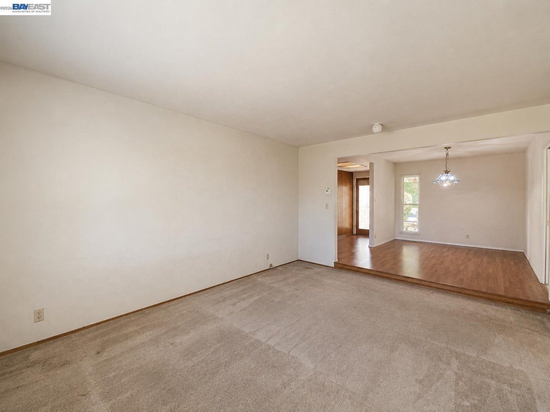 House in Newark, California, United States 4 - 18600701