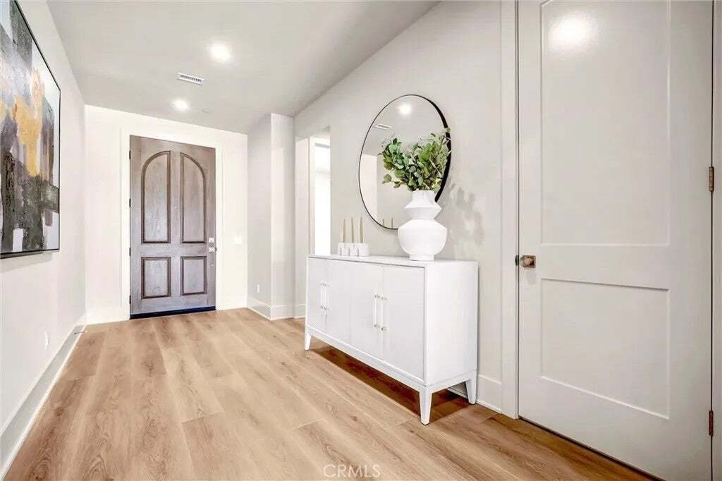 House in Irvine, California, United States 4 - 18162596