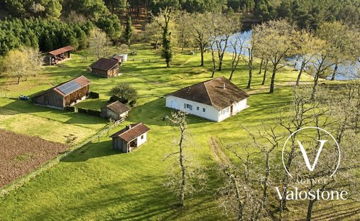 House in Gailleres, Nouvelle-Aquitaine, France 1