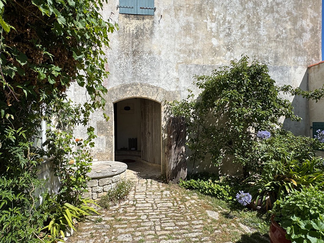 House in Sainte-Marie-de-Ré, Nouvelle-Aquitaine, France 3 - 18597755
