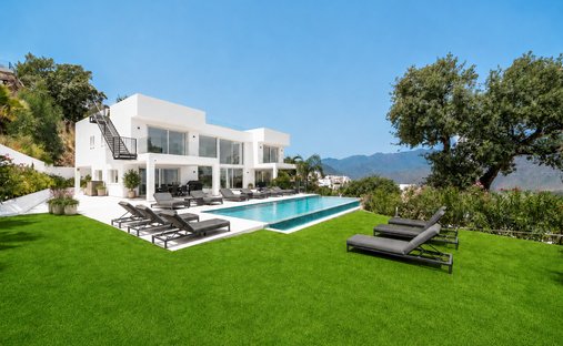 Villa en Ojén, Andalucía, España 1