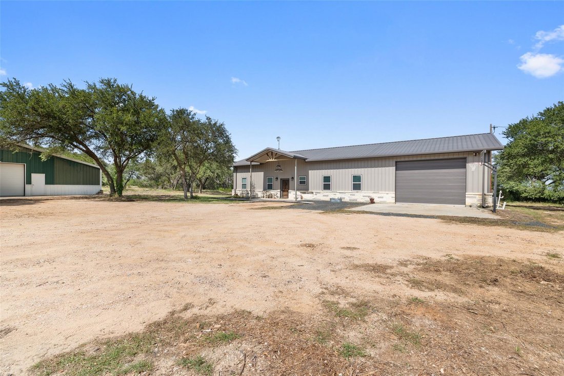 House in Johnson City, Texas, United States 1 - 18601348