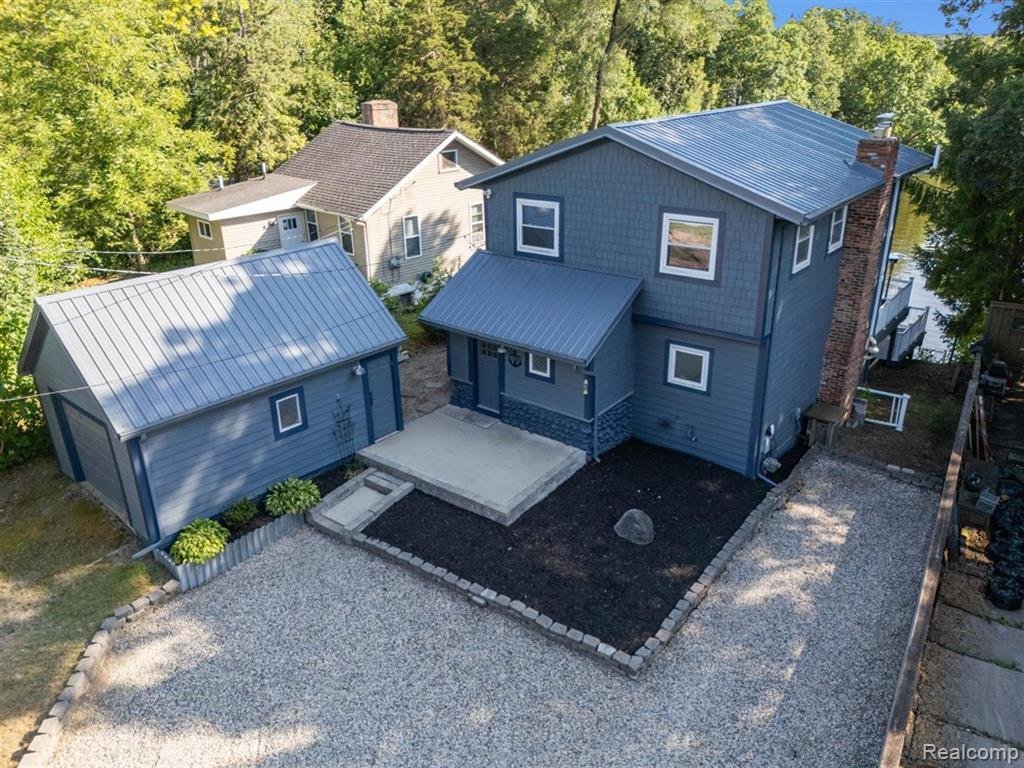 House in Township of Hamburg, Michigan, United States 2 - 18600191