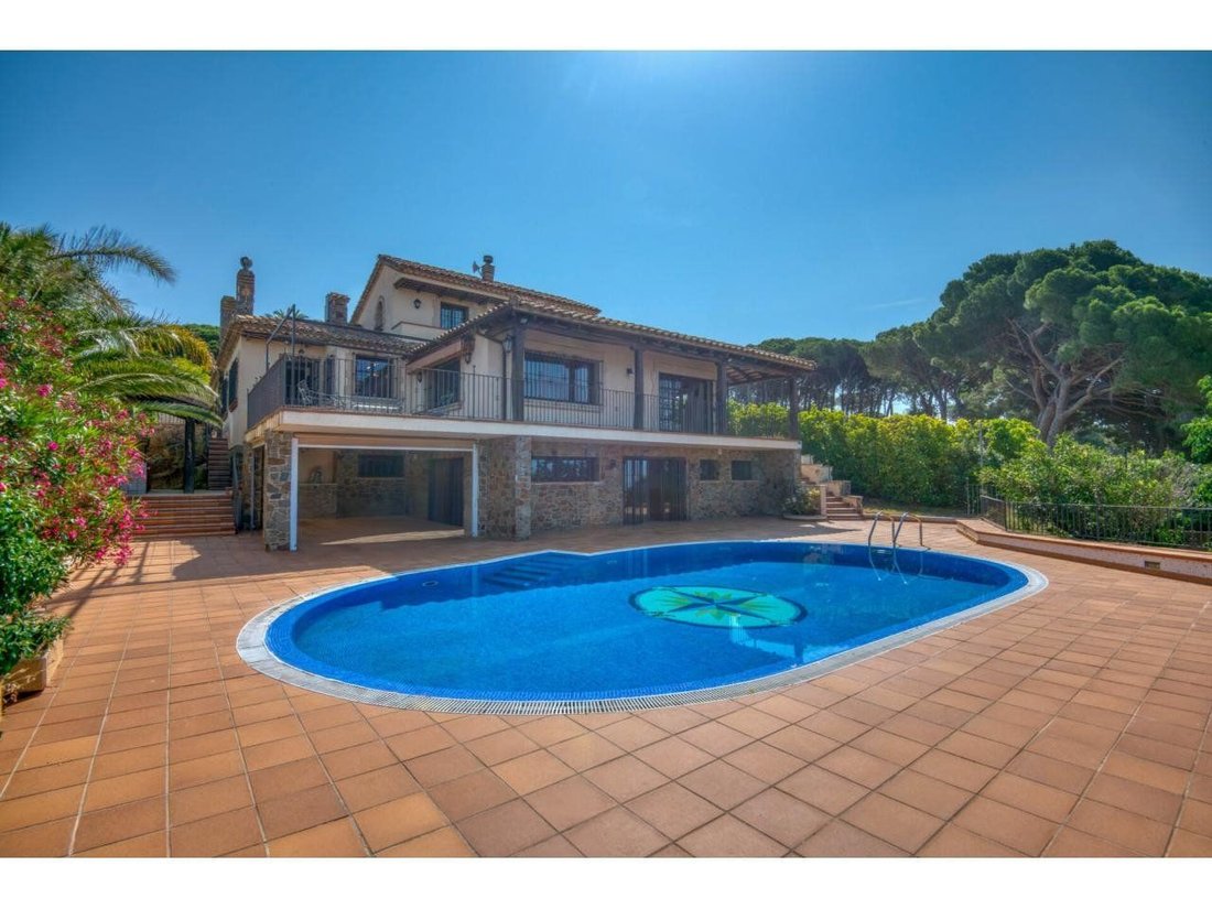 Chalet in Sant Feliu de Guixols, Catalonia, Spain 5 - 18597185