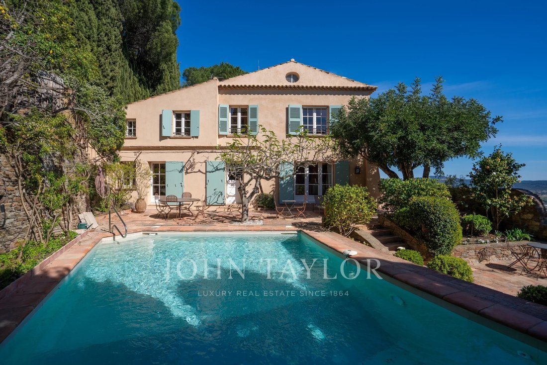 Villa in Grimaud, Provence-Alpes-Côte d'Azur, France 2 - 17589867