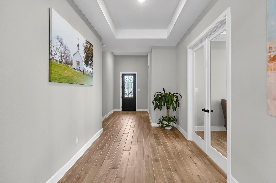 House in Conroe, Texas, United States 5 - 18597941