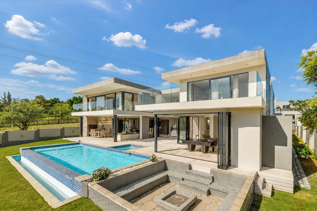 House in Chartwell, Gauteng, South Africa 1 - 18560308