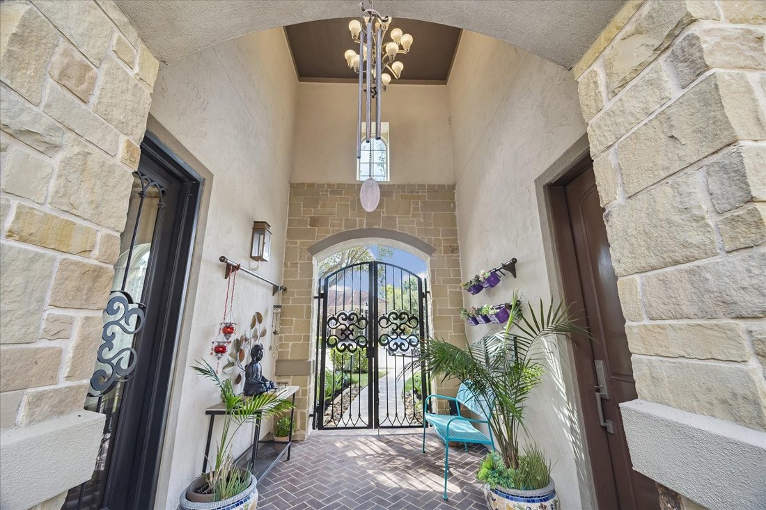 House in Sugar Land, Texas, United States 3 - 18602090