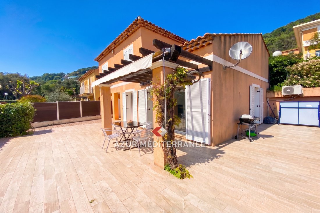 Villa in Èze, Provence-Alpes-Côte d'Azur, France 1 - 14895563