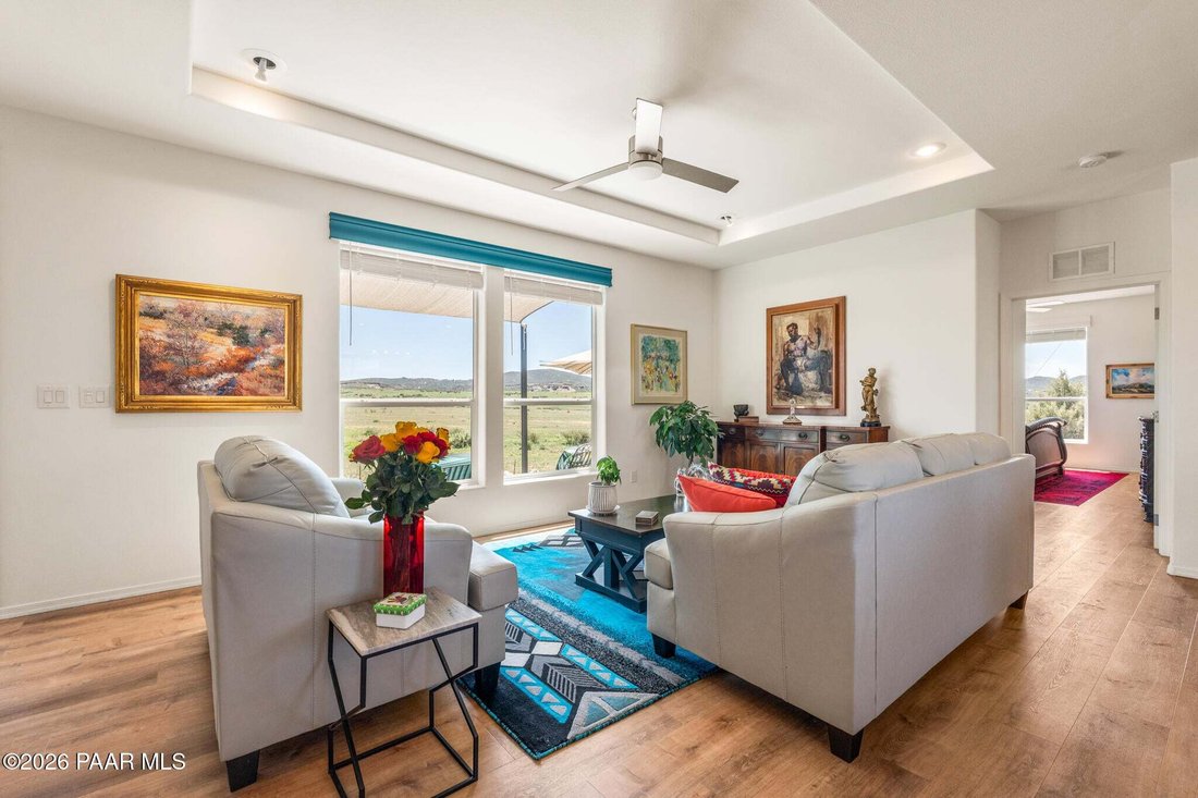 Prescott Valley, Arizona, United States 3 - 18599610