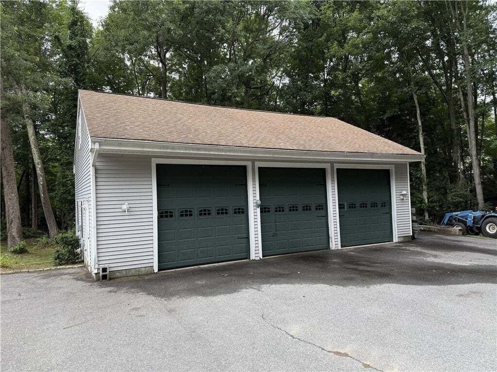 House in Glocester, Rhode Island, United States 5 - 18599878