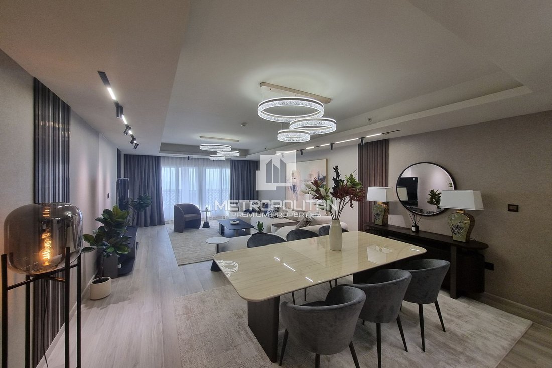Apartment in Palm Jumeirah, Dubai, United Arab Emirates 1 - 18598739