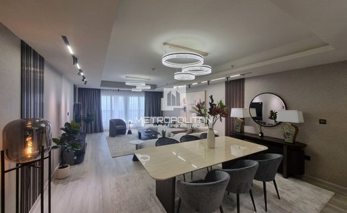 Apartment in Palm Jumeirah, Dubai, United Arab Emirates 1