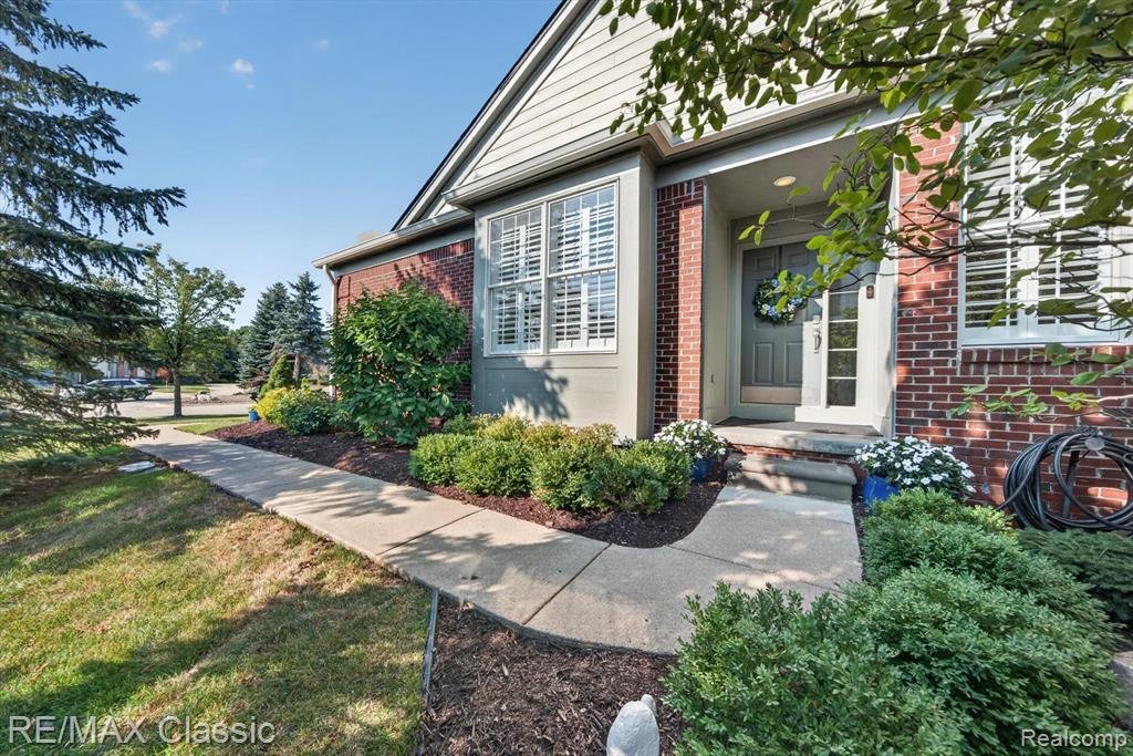 Condo in Township of Northville, Michigan, United States 5 - 18596559