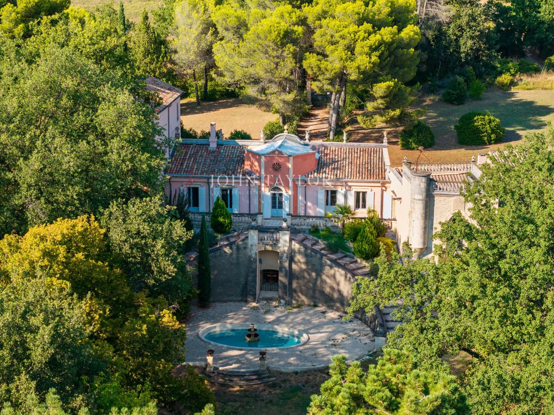 Estate in Puyvert, Provence-Alpes-Côte d'Azur, France 4 - 18598289