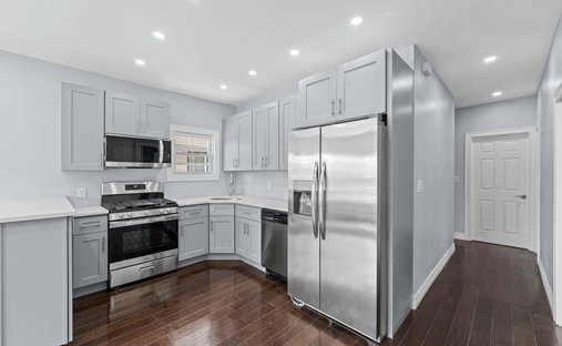 House in New York, New York, United States 1