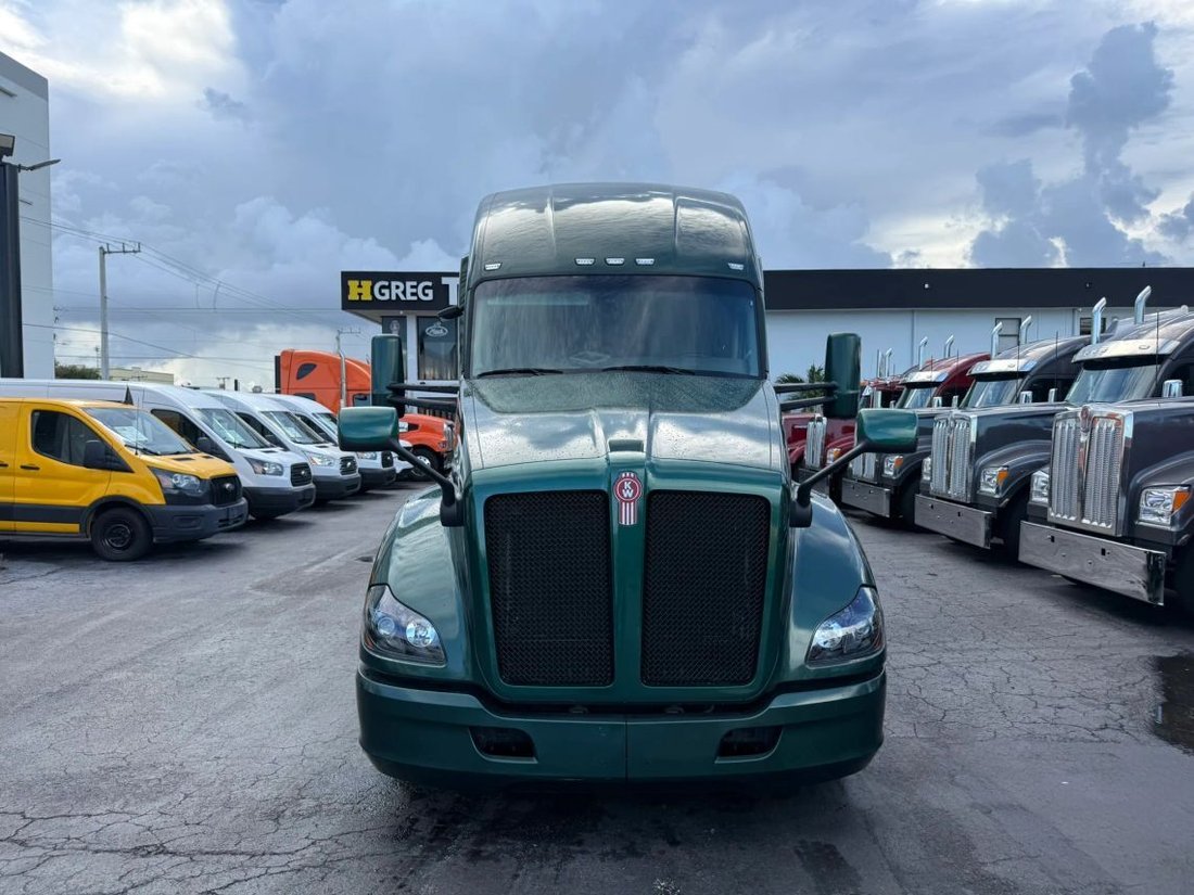 2018 Kenworth T600 T680 Aerodynamic in Miami, FL, United States 2 - 18516396