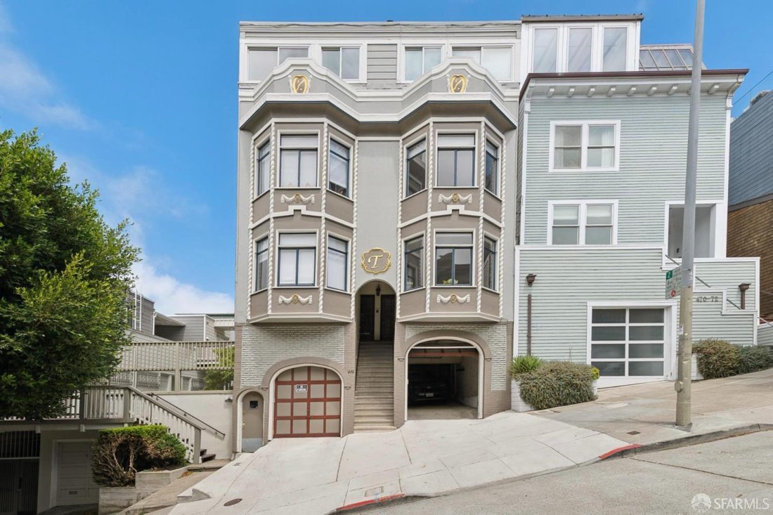 San Francisco, California, United States 1 - 18596502