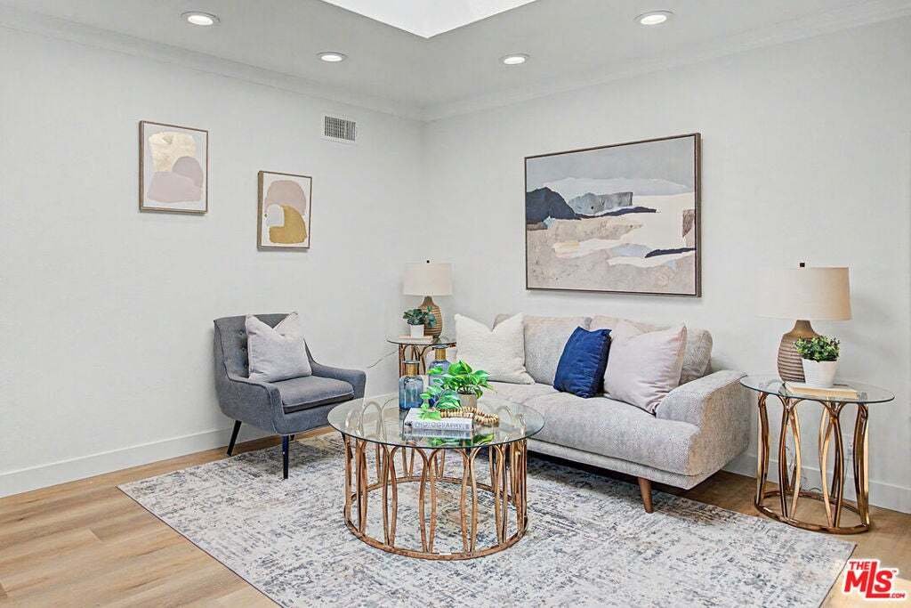 House in Buena Park, California, United States 4 - 18601060