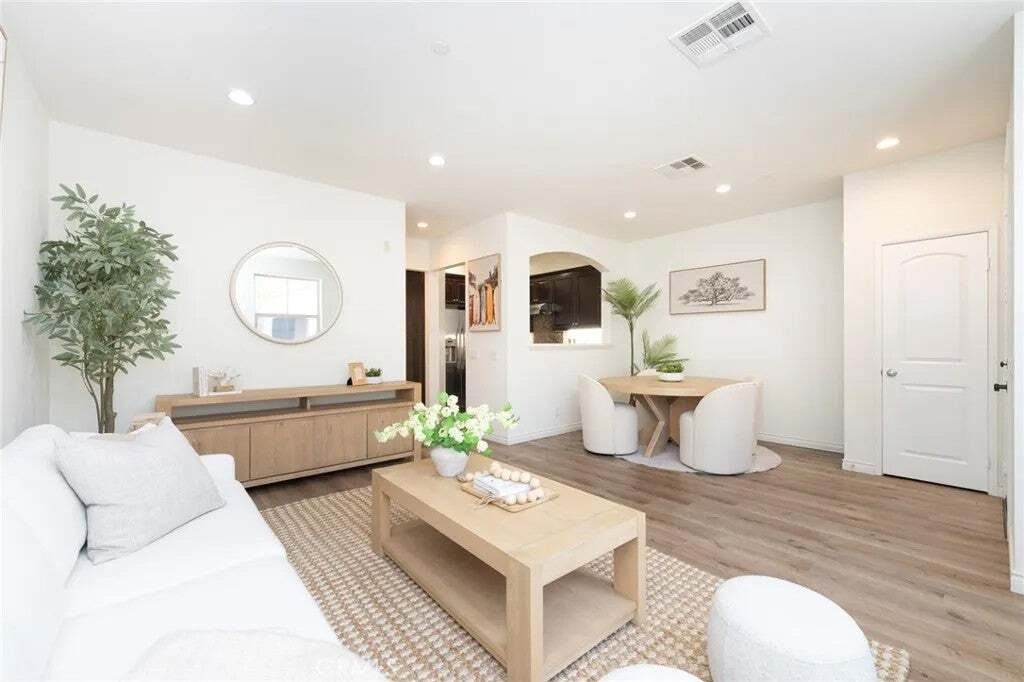 Condo in Irvine, California, United States 3 - 18601848