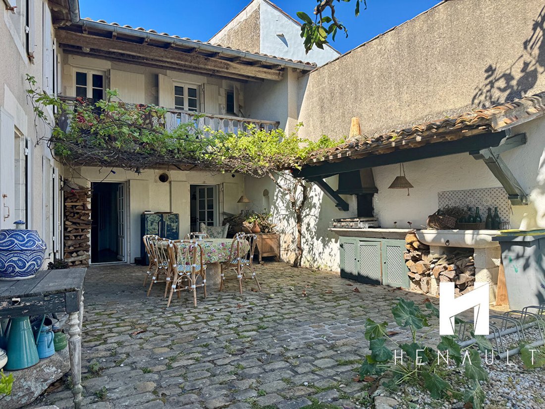 House in La Couarde-sur-Mer, Nouvelle-Aquitaine, France 4 - 18597948