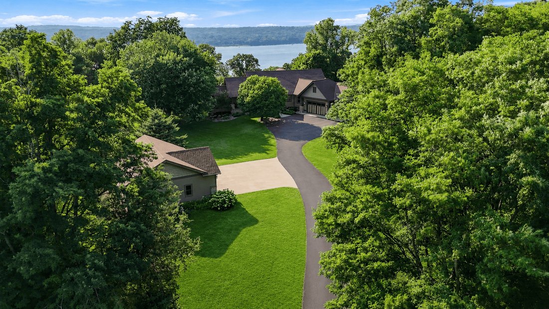 House in Hudson, Wisconsin, United States 1 - 18564044