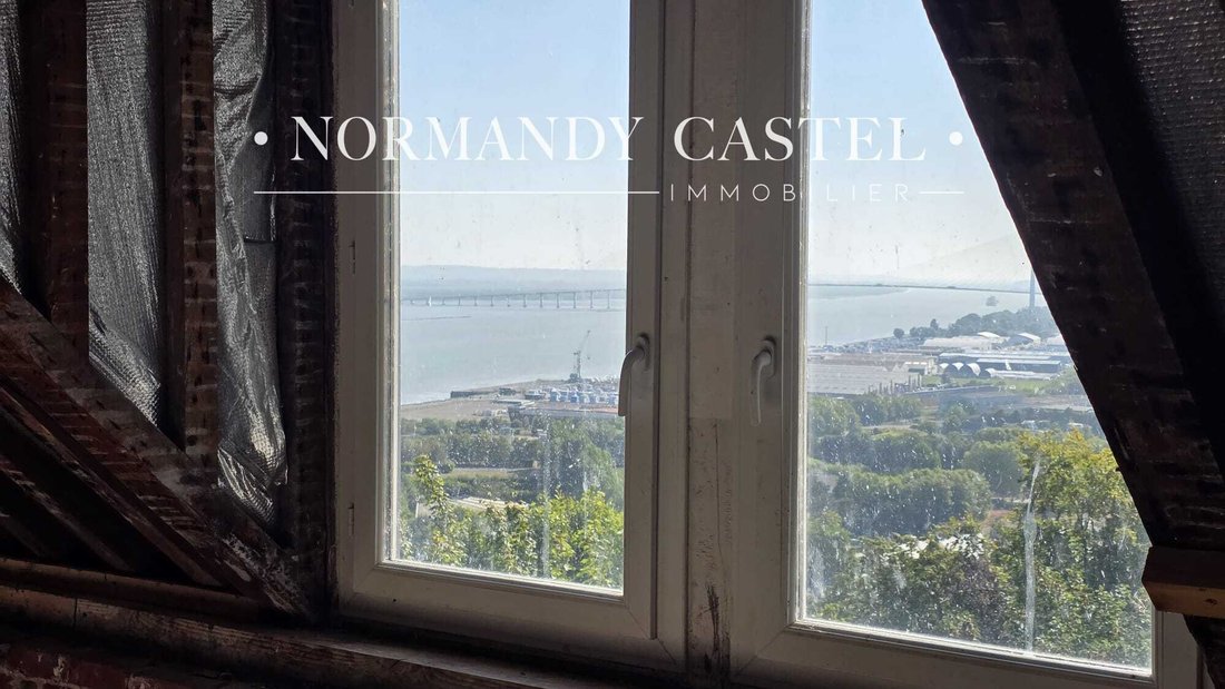 Estate in Secteur Sauvegarde, Honfleur, France 5 - 18600709