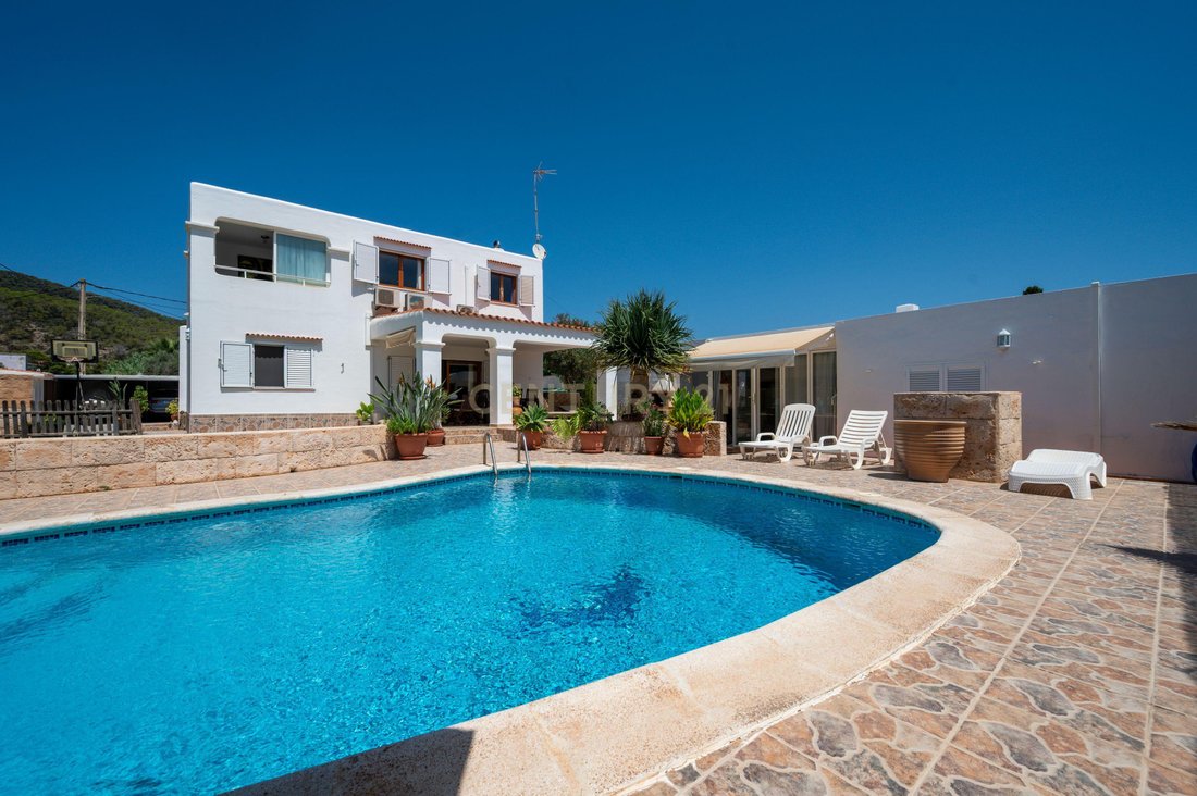 Villa in Sant Josep de sa Talaia, Balearic Islands, Spain 1 - 18602548