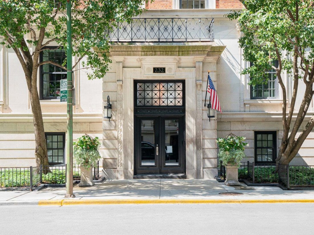 Co Op in Chicago, Illinois, United States 2 - 18601364