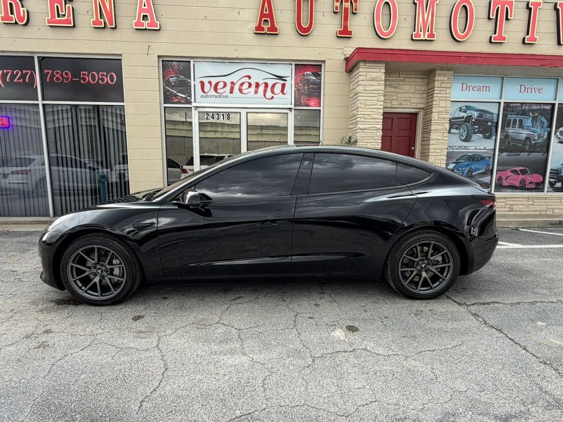 Sedan in Clearwater, FL, United States 3 - 18603089