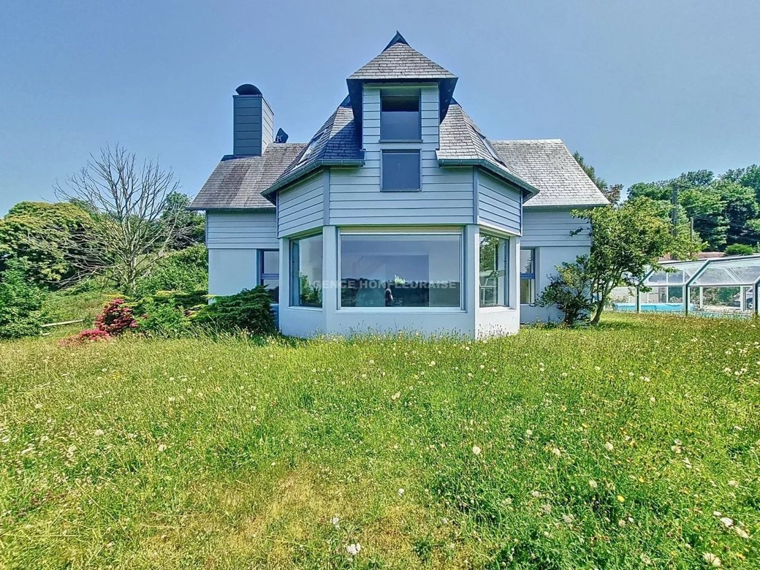 House in Secteur Sauvegarde, Honfleur, France 2 - 18597685