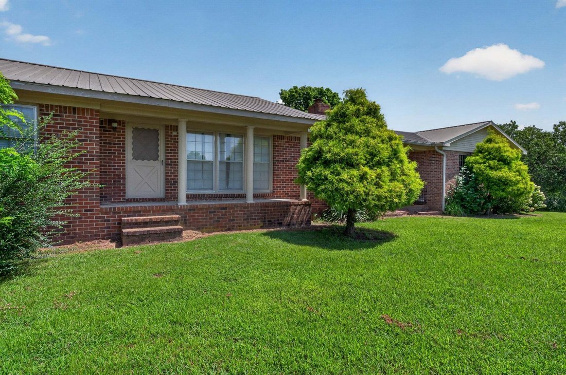 House in McMinnville, Tennessee, United States 2 - 18601692
