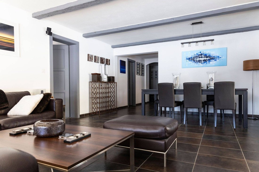 Apartment in Bagnes, Valais, Switzerland 4 - 18599934