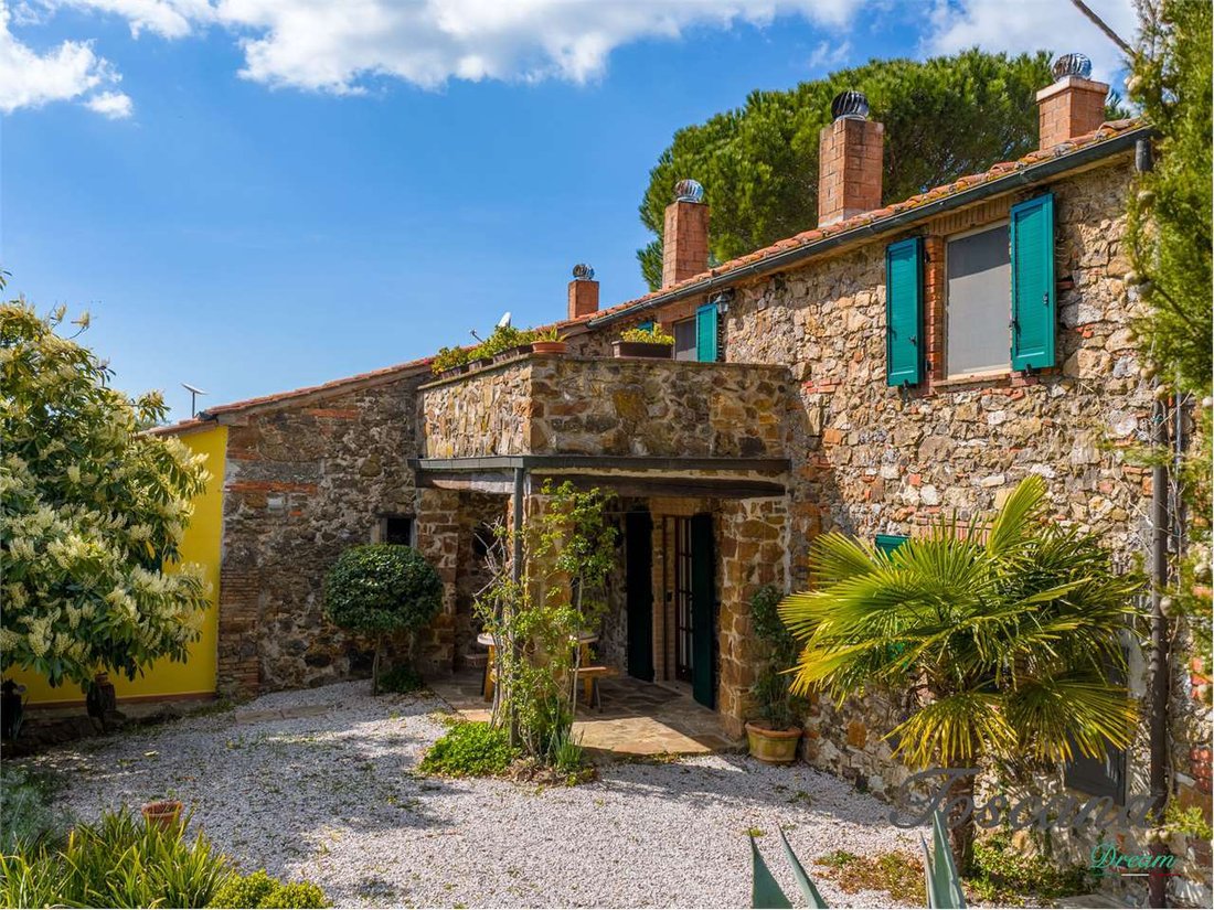 Estate in Massa Marittima, Tuscany, Italy 1 - 18601175