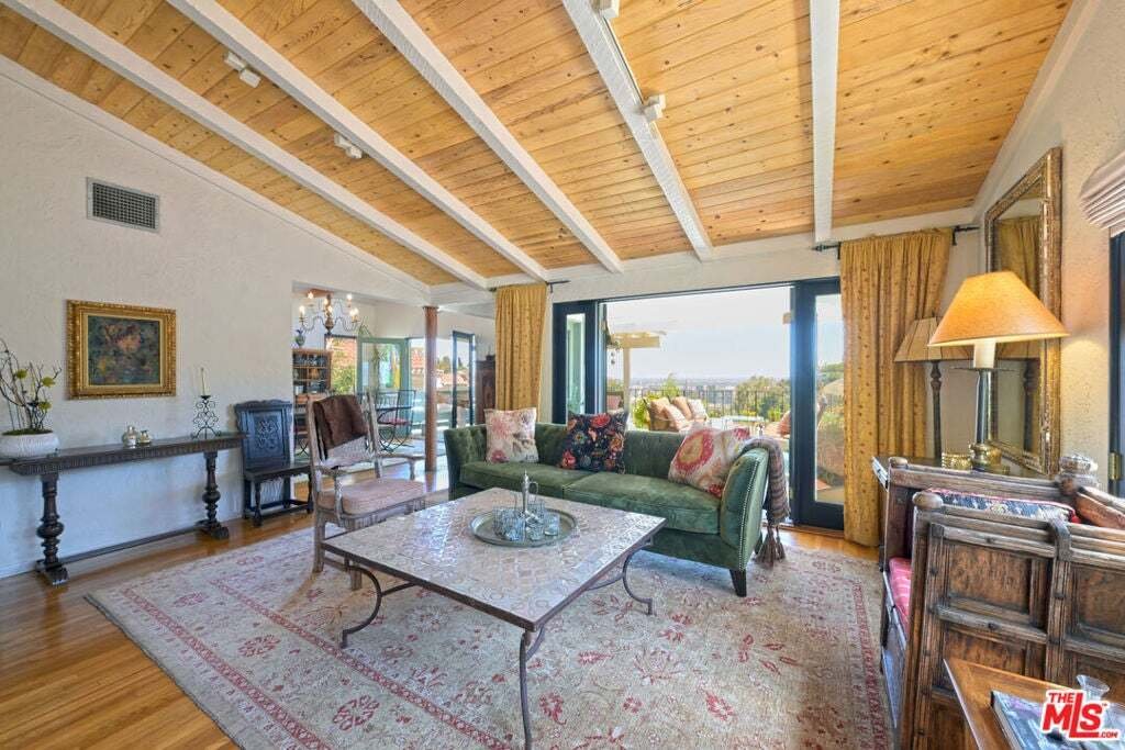 House in Los Angeles, California, United States 3 - 18601065
