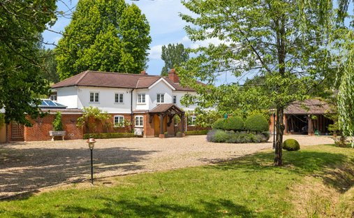 Haus in Whitmoor, Worplesdon, England 1
